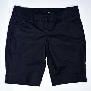 Solid Black Bermuda Shorts Size 4 Skinny Leg Classic Capsule Wardrobe Preppy